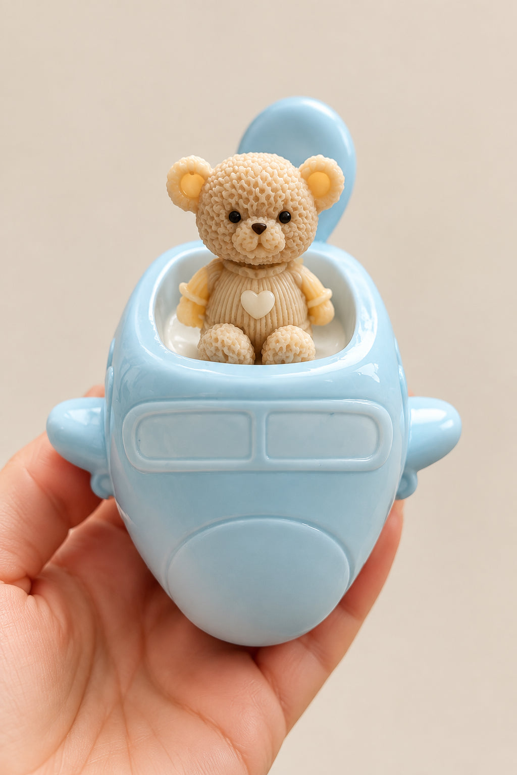 Teddy pilota